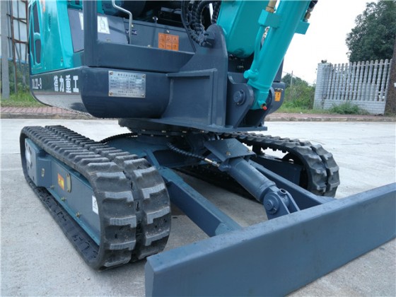 DL 22-9微型挖掘機(jī)