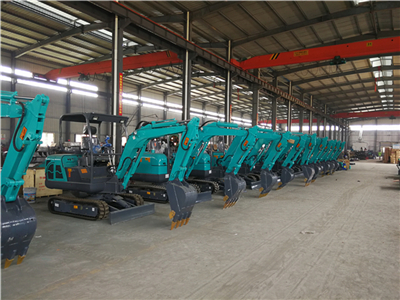 微型側(cè)溝挖掘機(jī)